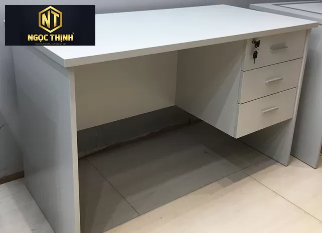 Mẫu bàn làm việc-bàn vi tính cao cấp Mẫu bàn làm việc-bàn vi tính cao cấp